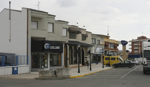 La Ciudad del Mueble de Medina del Campo está pasando por un momento crítico por la falta de ventas.